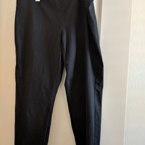 Alfani tummy control pull on Capri pants